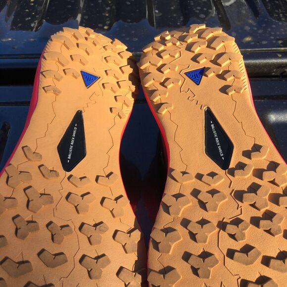 Brooks Catamount 2 Womens Running Shoes Black Trail Hiking  Sneakers Size 10.5B - Picture 8 of 11